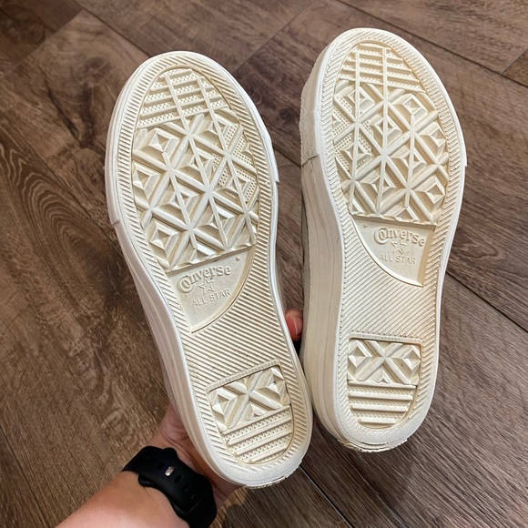 Converse Chuck Taylor All Star Egret Gold Metallic Low Rise - Size Youth 2 - Picture 7 of 7